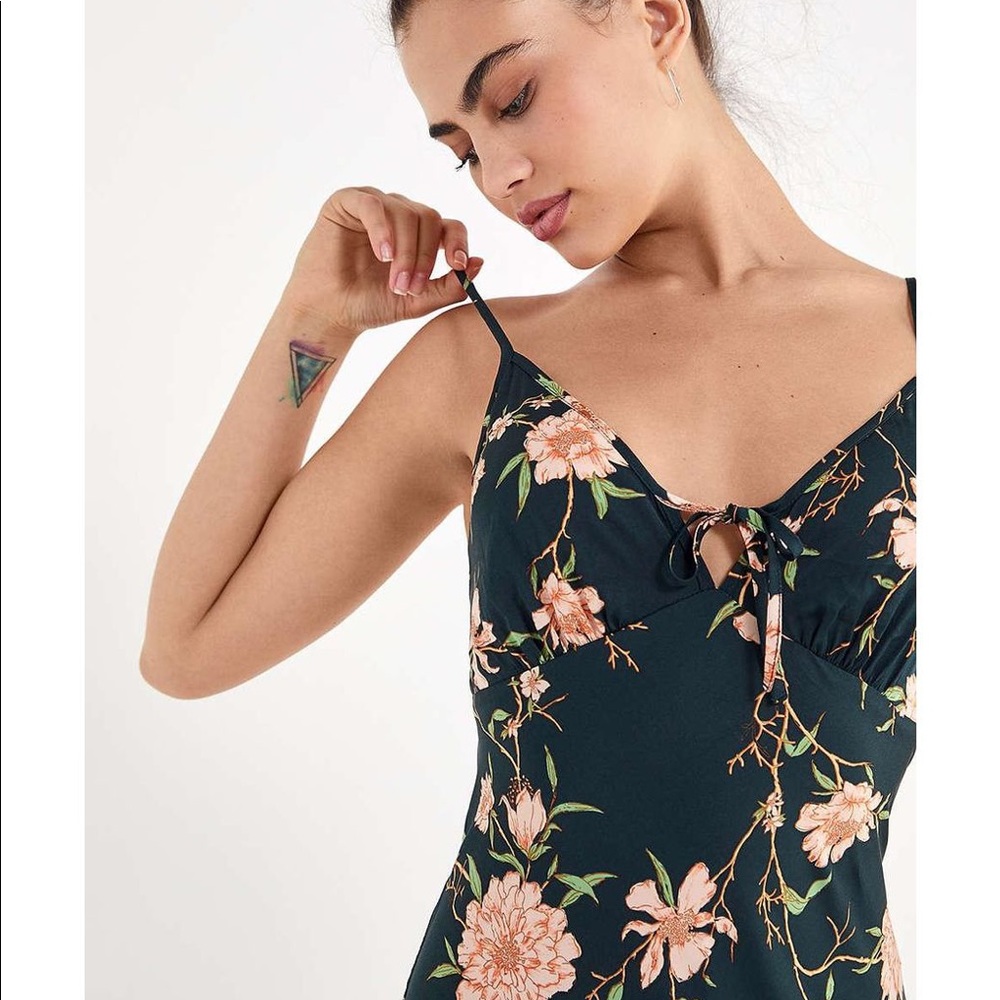 UO Betsy Satin Tie-Front Midi Dress